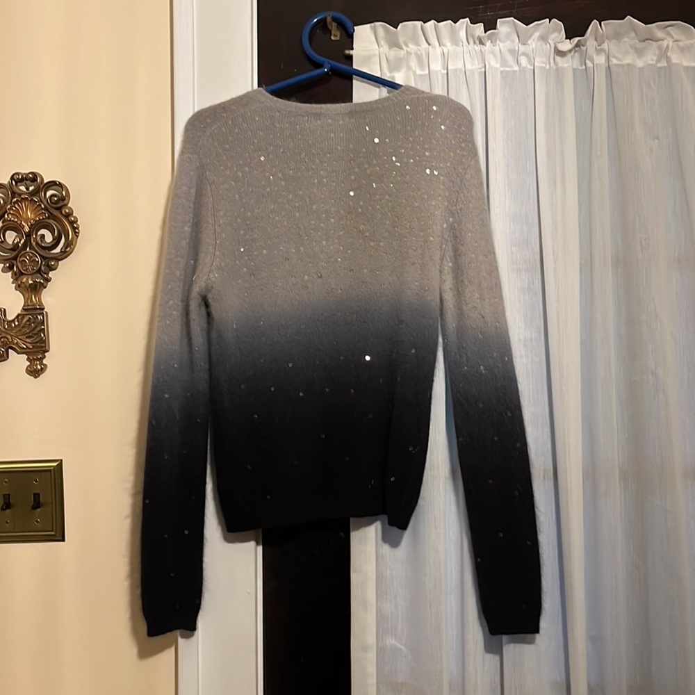 Mac & Jac women’s small petite silver/gray & black/blue cardigan. 40% angora - Picture 3 of 5